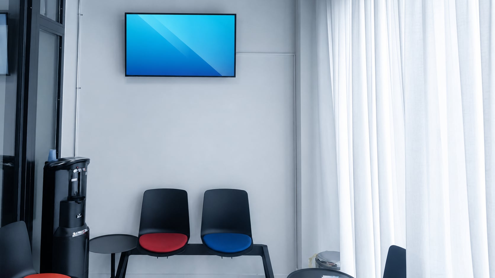 PraxisTV — écran publicitaire DOOH