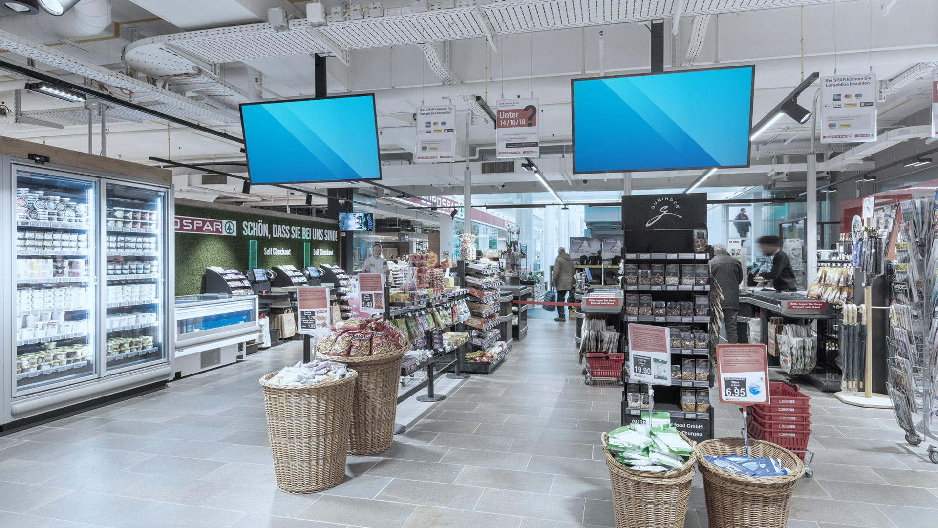 SPAR / TopCC / Tankstellen — DOOH-Werbescreen
