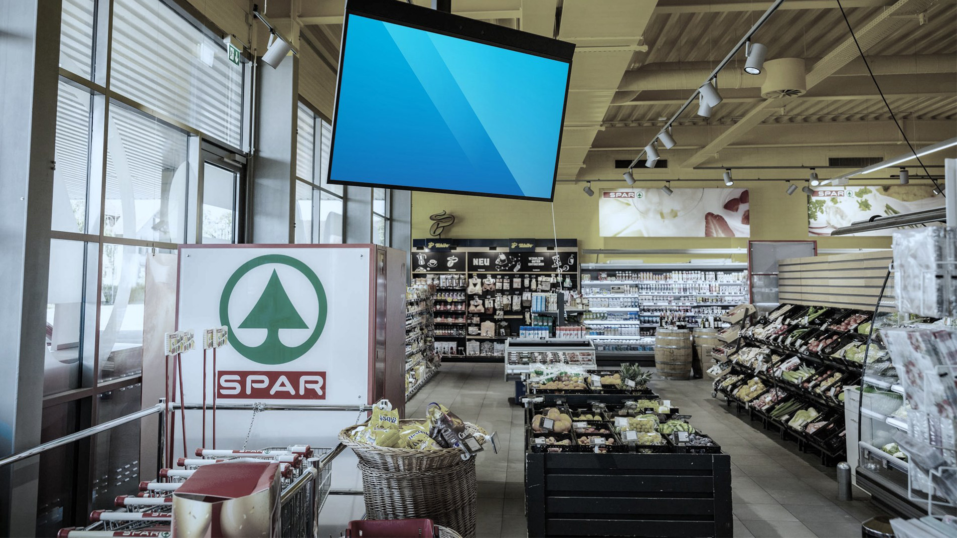 SPAR / TopCC / Tankstellen — DOOH-Werbescreen